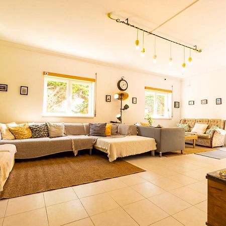 Хостел Pineapple Surf House Атогиа-да-Балейя Экстерьер фото