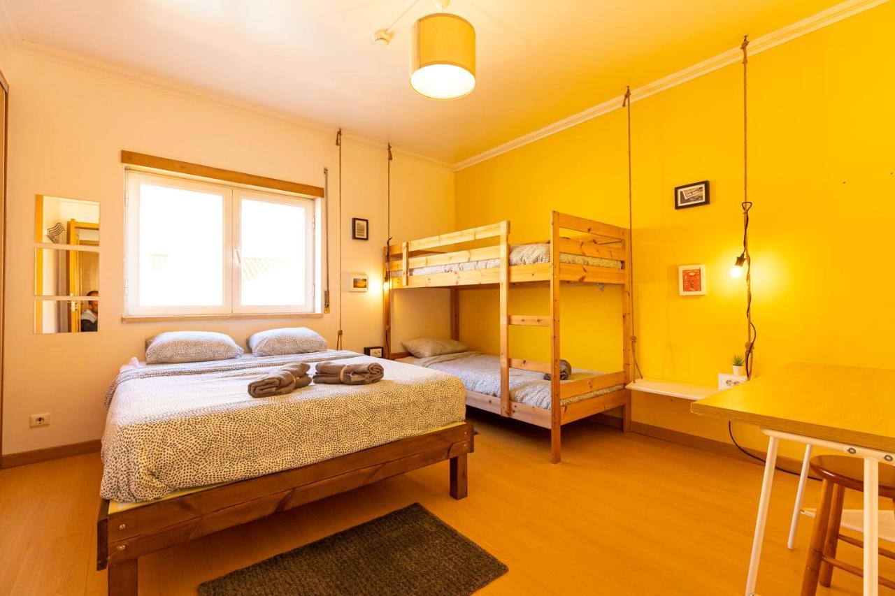 Хостел Pineapple Surf House Атогиа-да-Балейя Экстерьер фото