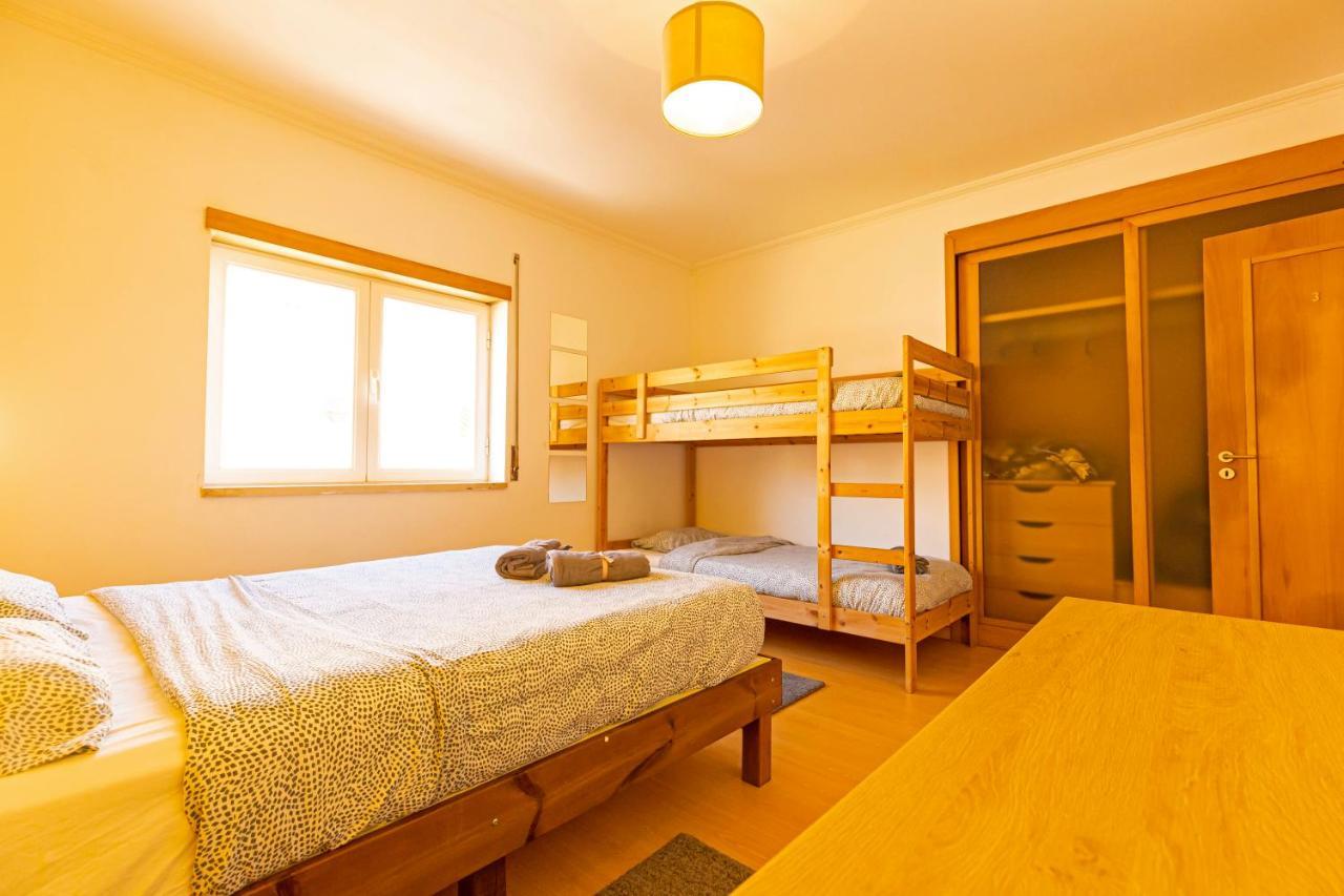 Хостел Pineapple Surf House Атогиа-да-Балейя Экстерьер фото
