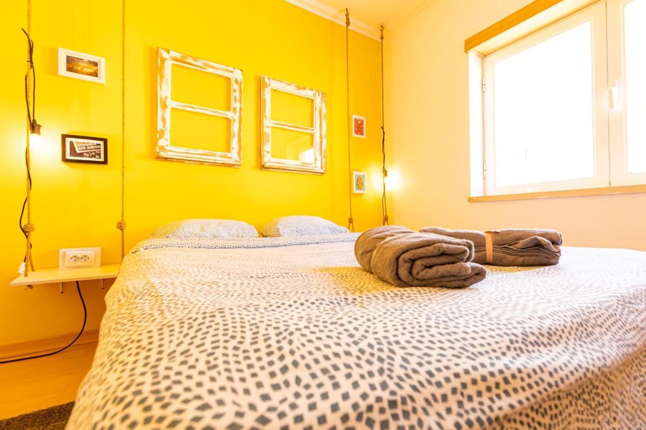 Хостел Pineapple Surf House Атогиа-да-Балейя Экстерьер фото